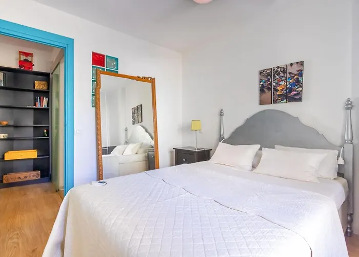 Colours Apartment And Garage Historical Center 4 Pax