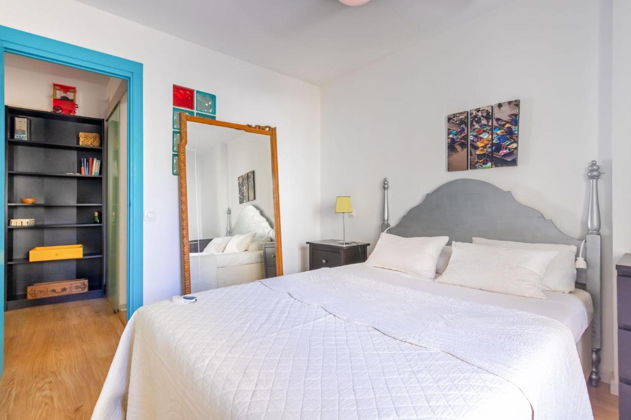 Apartament Colours And Garage Historical Center 4 Pax
